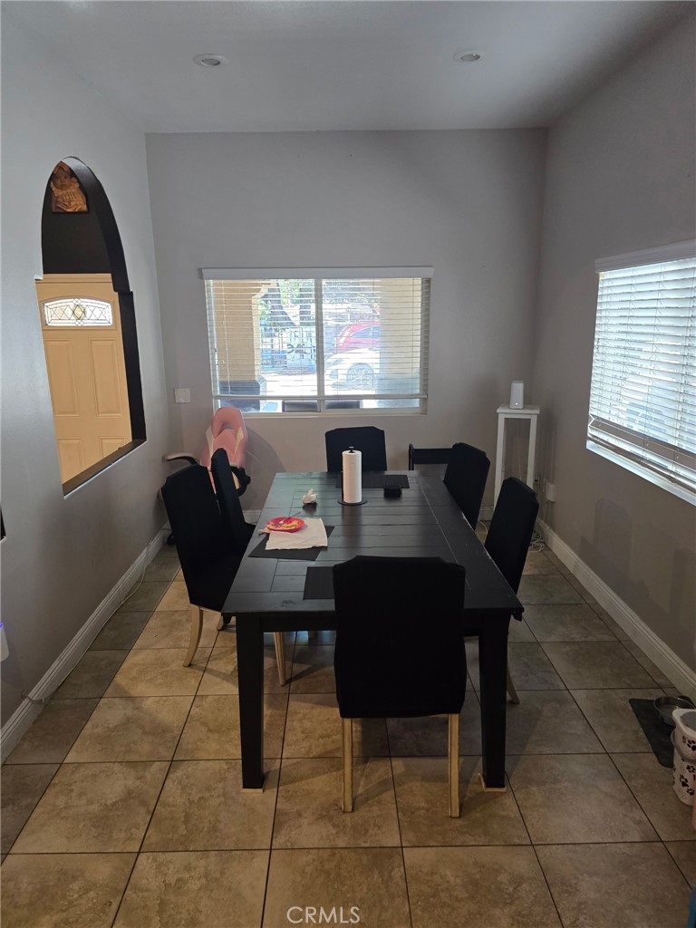 6754 Palm Avenue Riverside, CA 92506 - Photo 3 of 6 Gallery Image 3