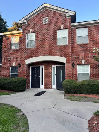 $1,800 | 914 Hillside Drive South, North Myrtle Beach, SC 29582