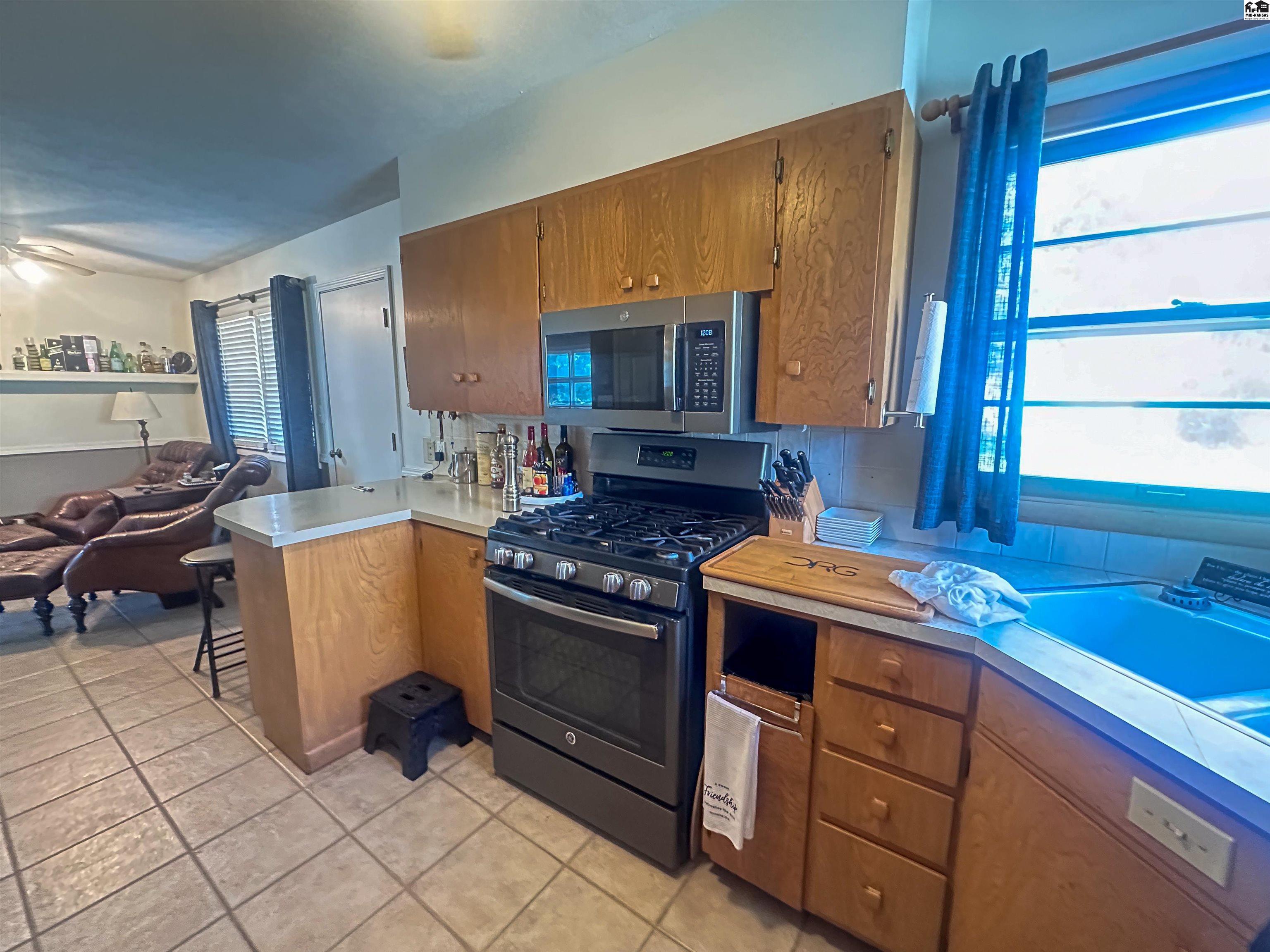 585 Belmont Road Pratt, KS 67124 - Photo 6 of 46 Gallery Image 6
