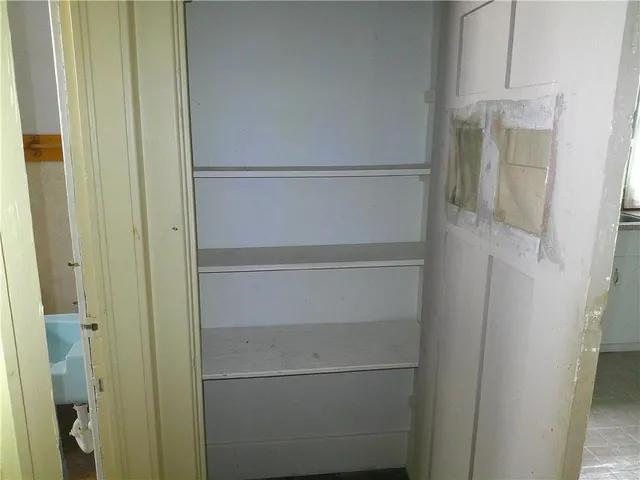 $12,000 | 1200 West Myrtle Street, Independence, KS 67301