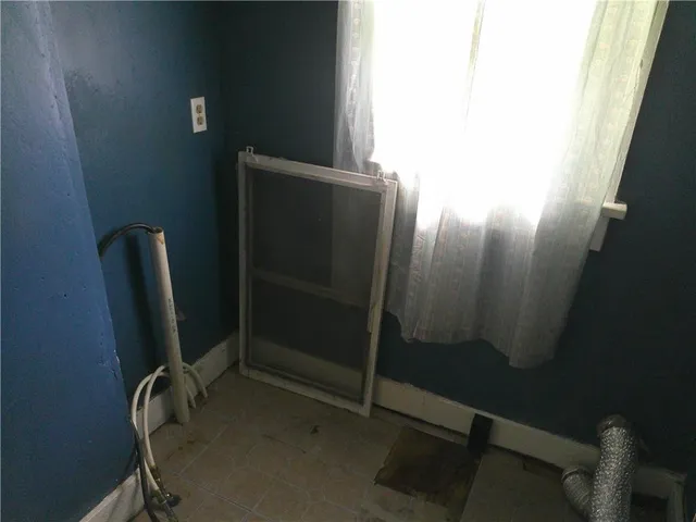 $12,000 | 1200 West Myrtle Street, Independence, KS 67301