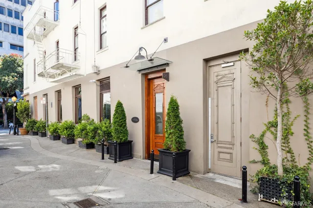 $1,395,000 | 25 Hotaling Place, Unit C, San Francisco, CA 94111