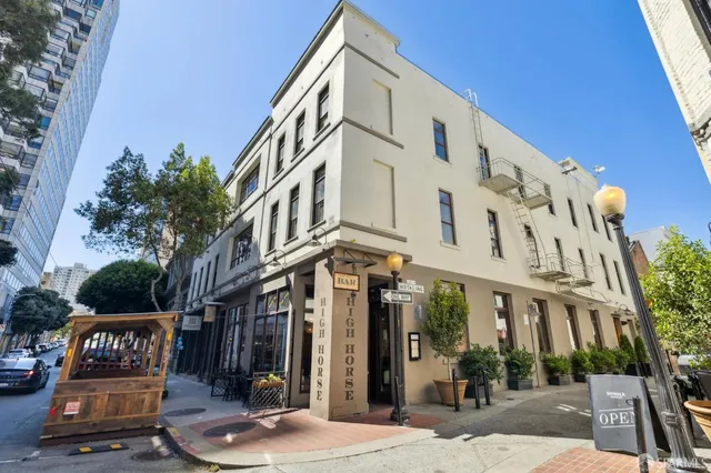 $1,395,000 | 25 Hotaling Place, Unit C, San Francisco, CA 94111