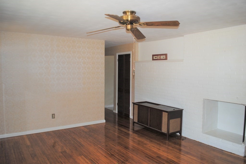 6 McDevitt Road Randolph, MA 02368 - Photo 13 of 21