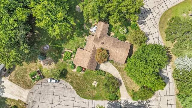 $301,400 | 1203 Marianne Court, Mahomet, IL 61853