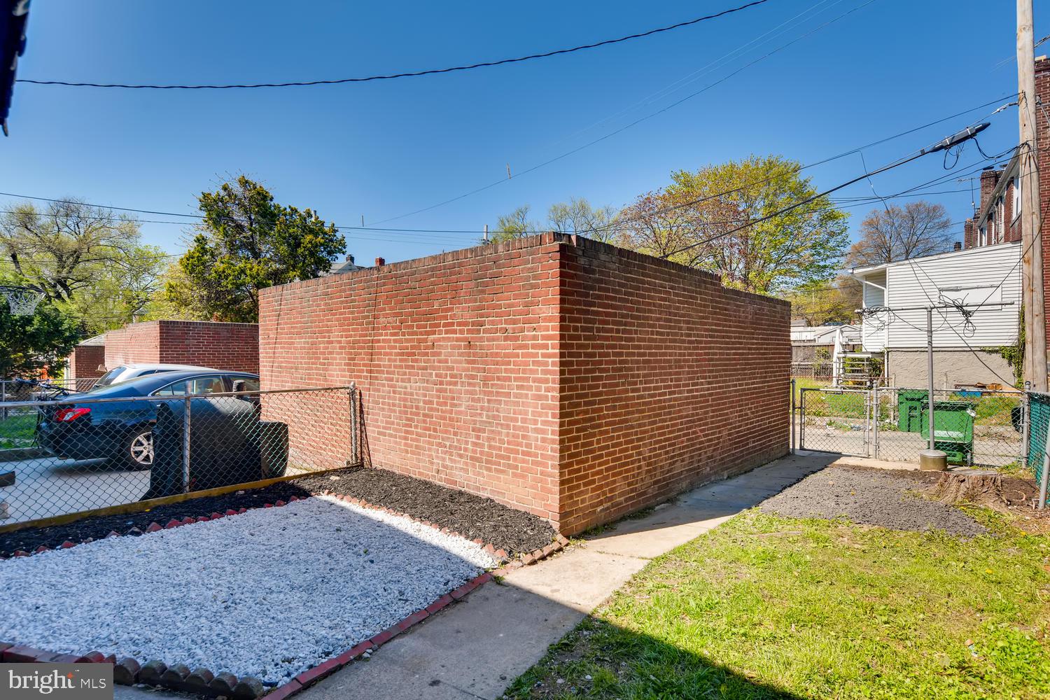 4050 Hillen Road Baltimore, MD 21218 - Photo 26 of 27 Garage