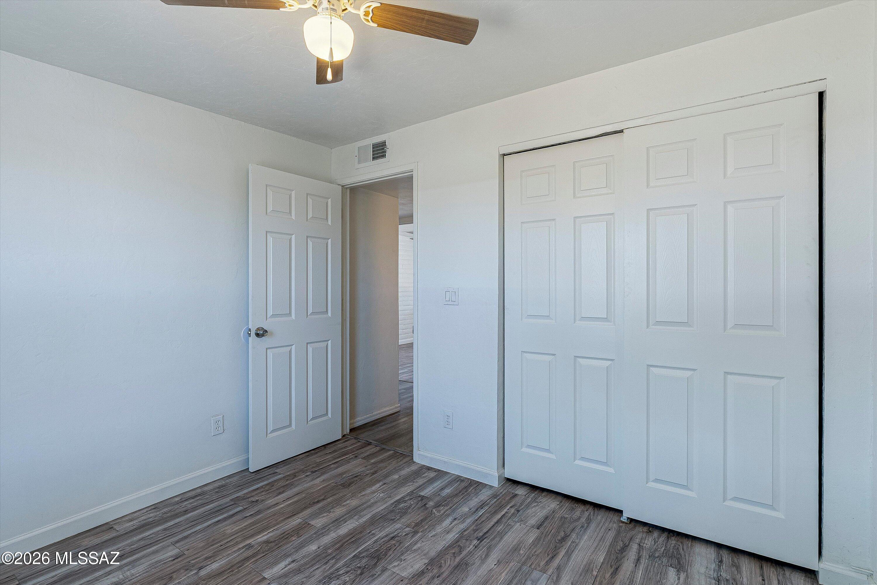 236 West Bilby Road Tucson, AZ 85706 - Photo 16 of 26 16-Primary Bedroom