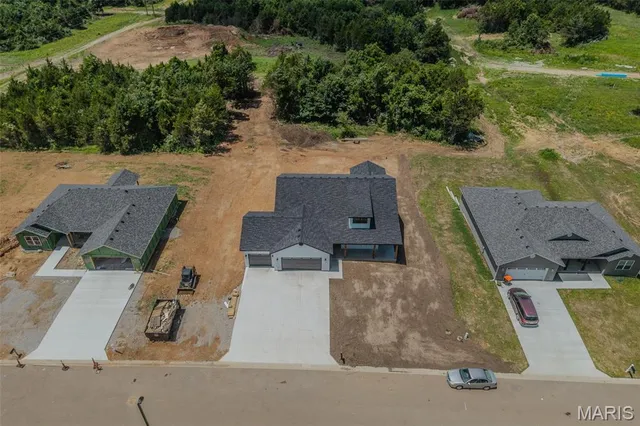 $445,000 | 1817 Vadie Avenue, Lebanon, MO 65536