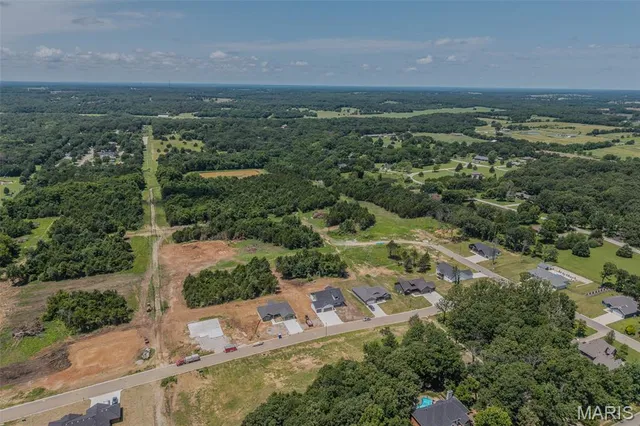 $445,000 | 1817 Vadie Avenue, Lebanon, MO 65536