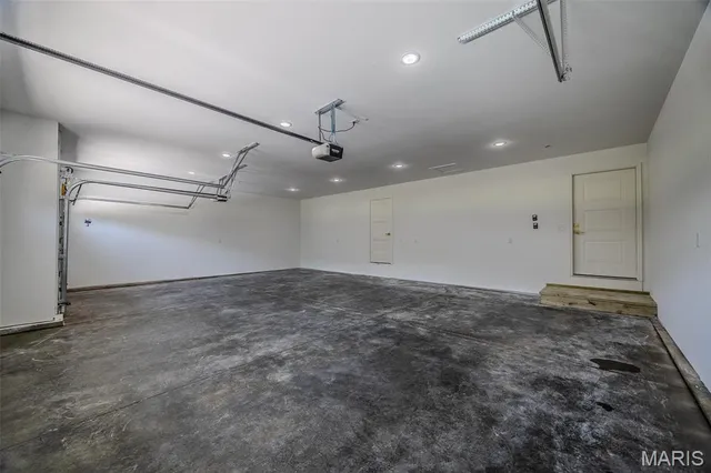 $445,000 | 1817 Vadie Avenue, Lebanon, MO 65536