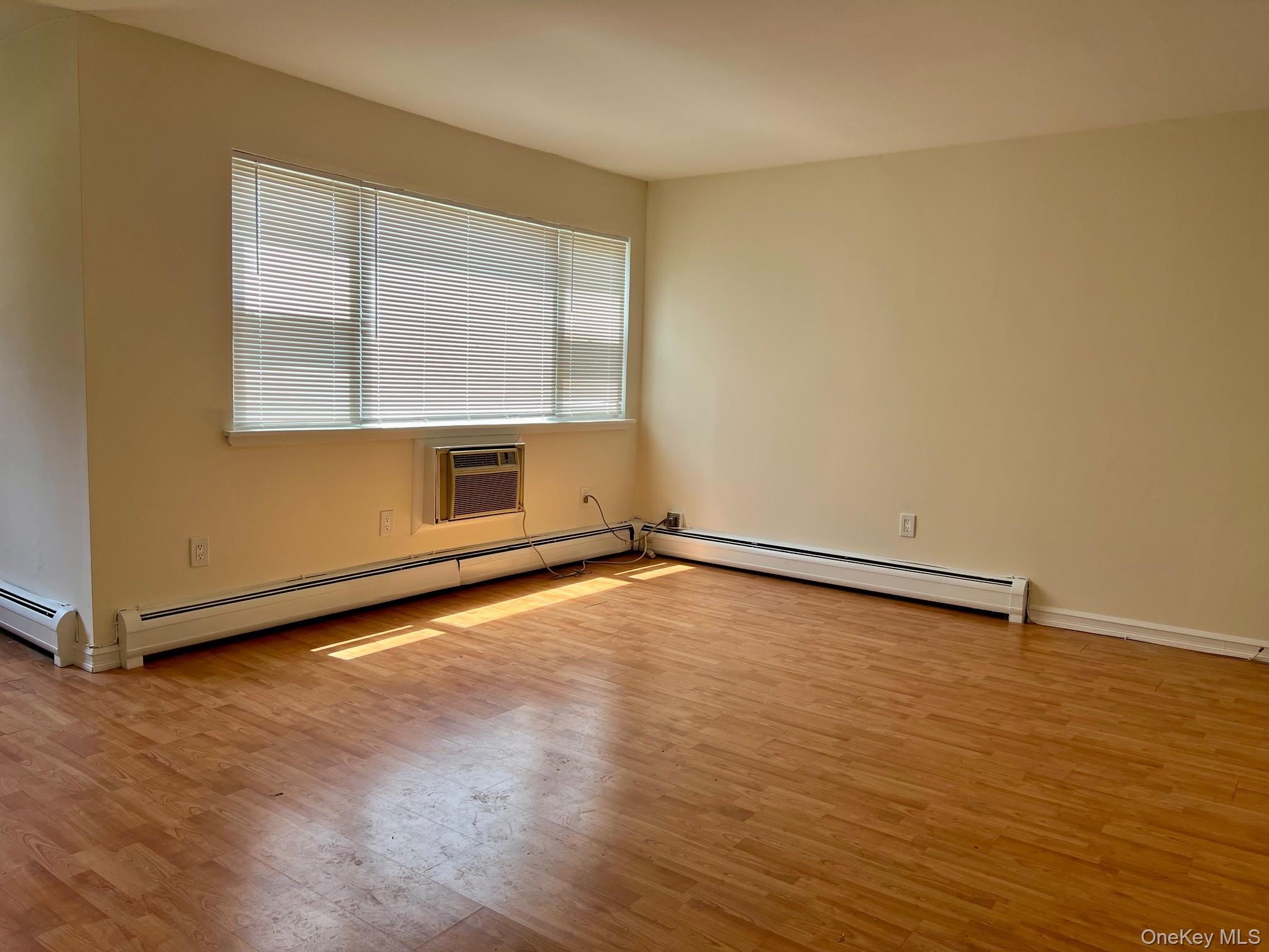 2740 South Road, Unit G11 Poughkeepsie, NY 12601 - Photo 7 of 13