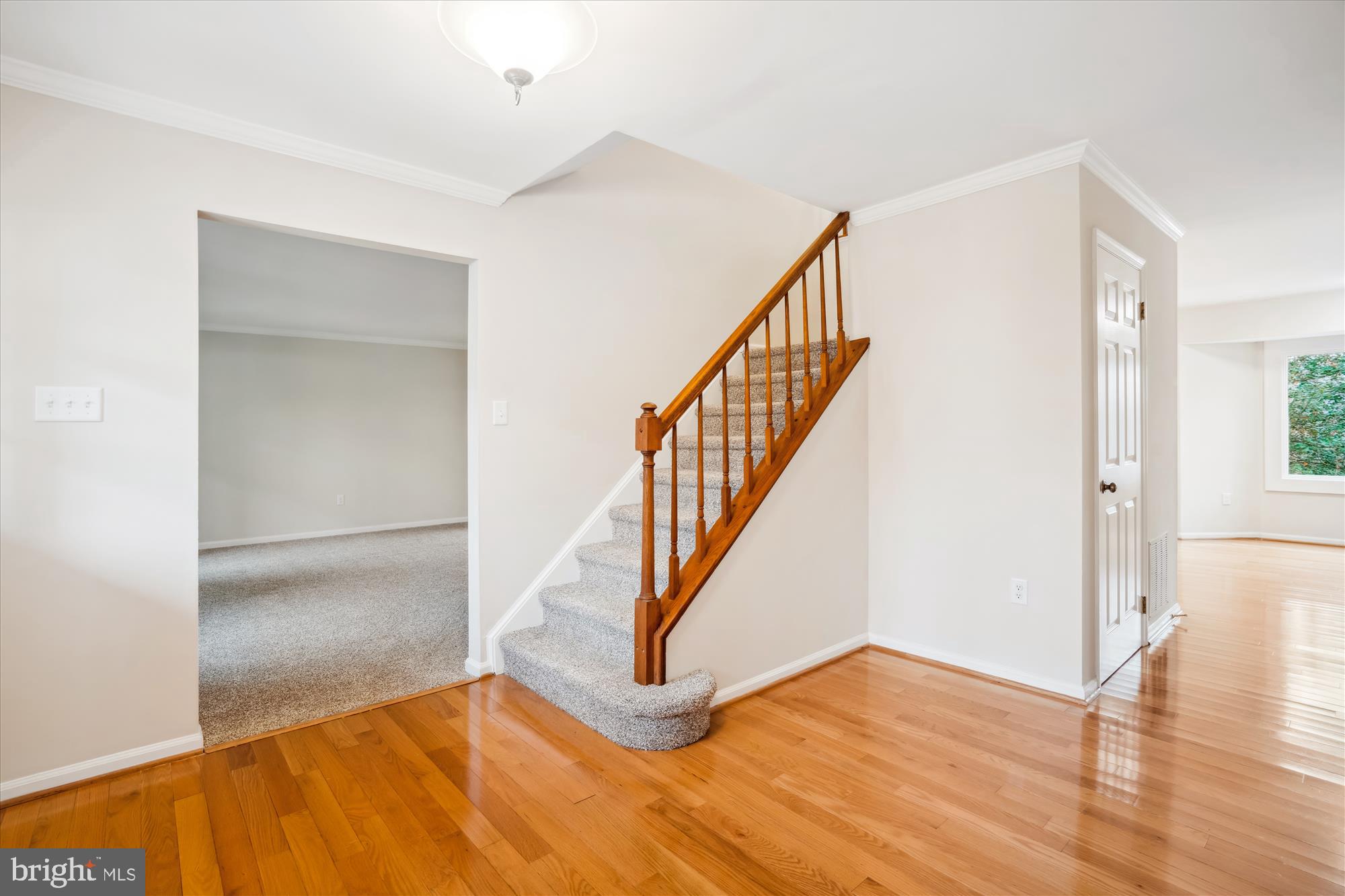 342 Cottswold Place Riva, MD 21140 - Photo 7 of 46 Foyer