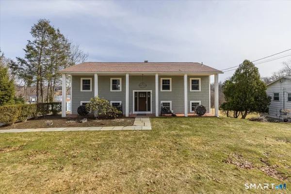 $625,000 | 15 Driftway Point Road, Danbury, CT 06811
