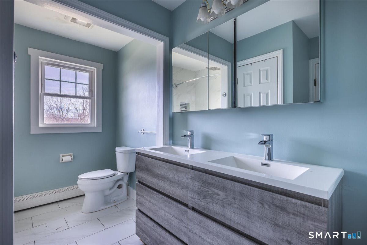 15 Driftway Point Road Danbury, CT 06811 - Photo 11 of 40