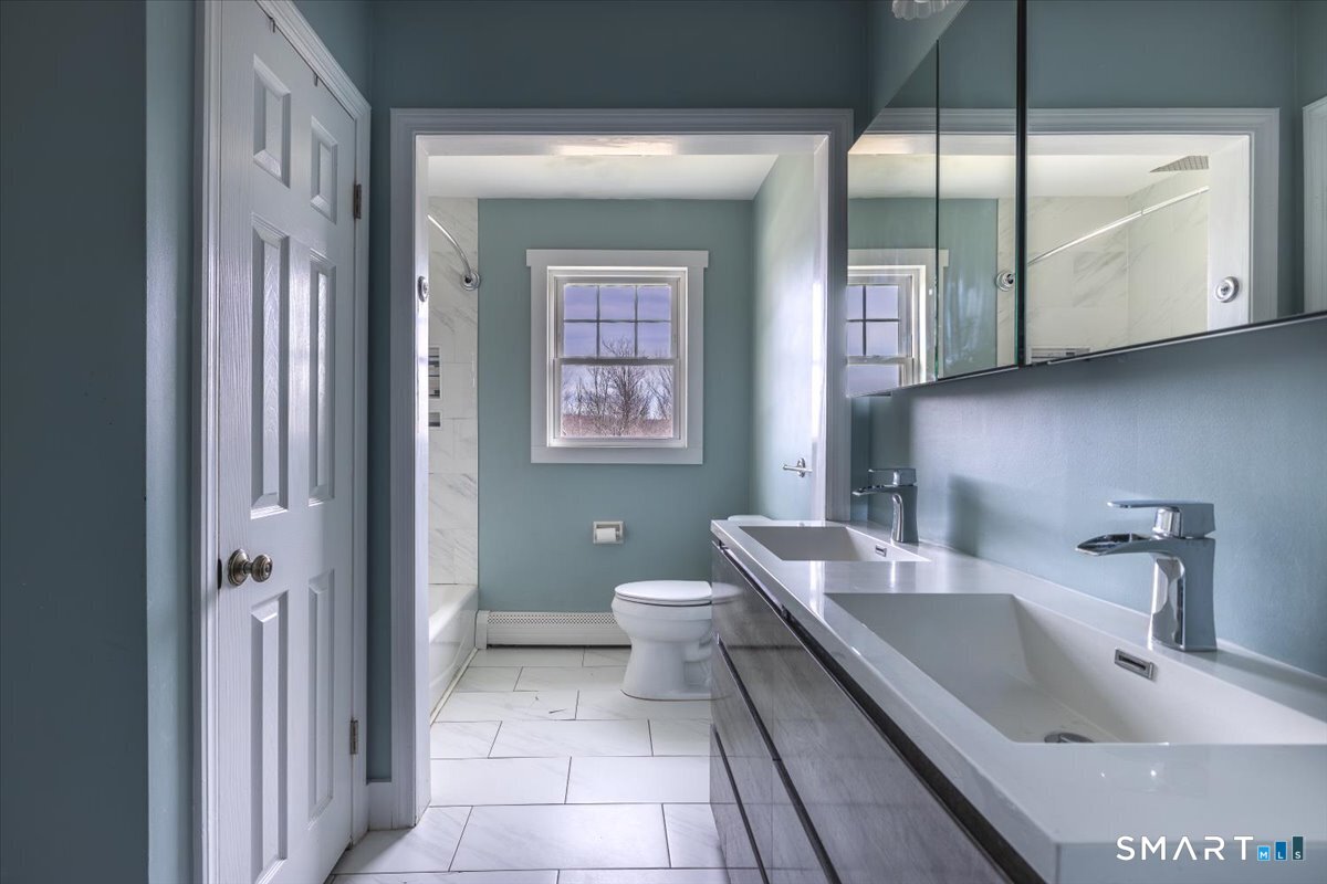 15 Driftway Point Road Danbury, CT 06811 - Photo 12 of 40