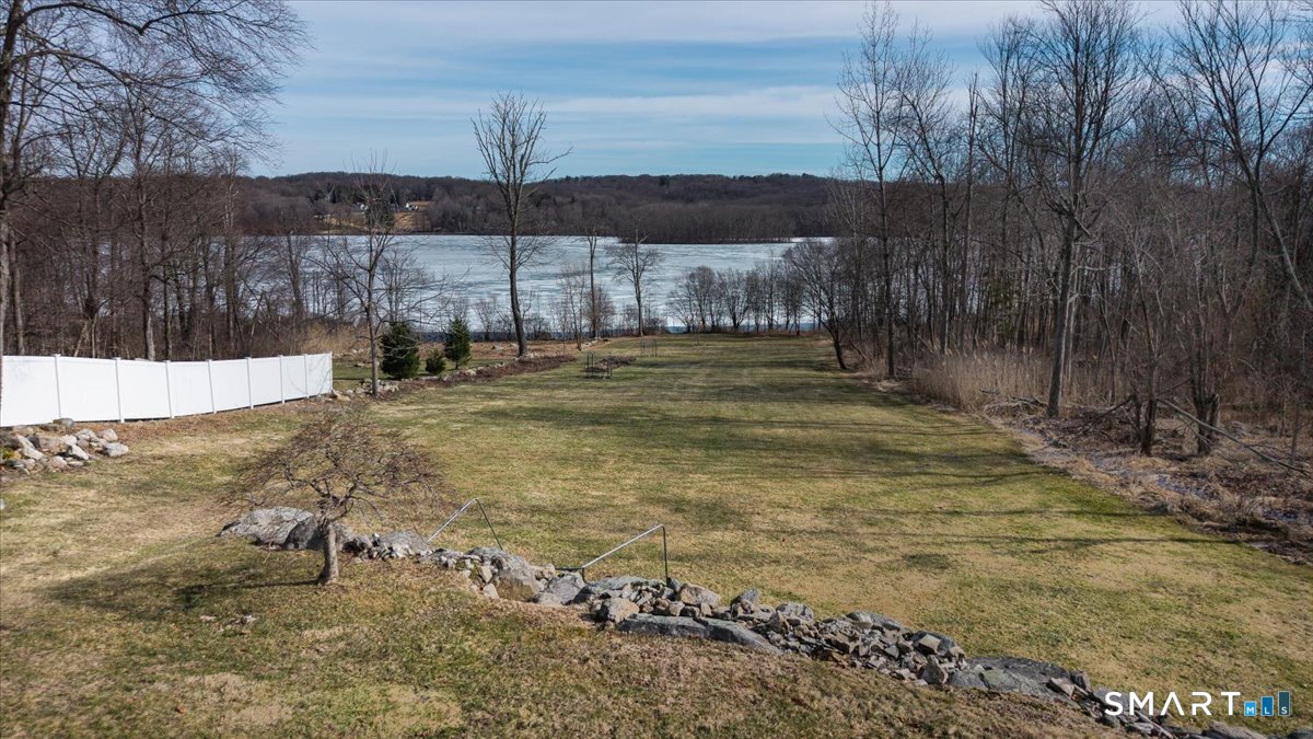 15 Driftway Point Road Danbury, CT 06811 - Photo 34 of 40