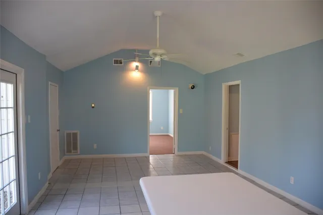 $1,800 | 8402 Western Drive, Houston, TX 77055