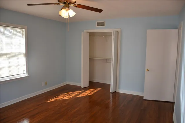 $1,800 | 8402 Western Drive, Houston, TX 77055