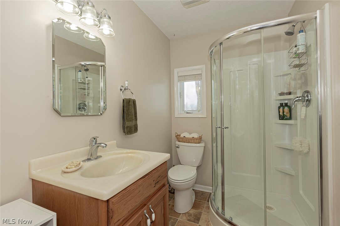 9605 Venus Road Chardon, OH 44024 - Photo 12 of 35