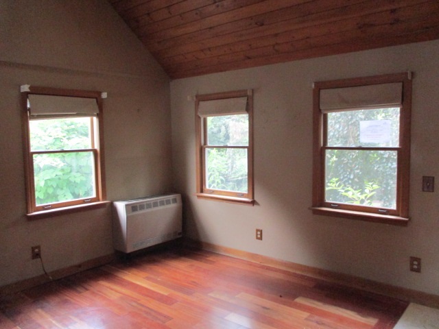 106 Silver Lake Road Hollis, NH 03049 - Photo 9 of 20