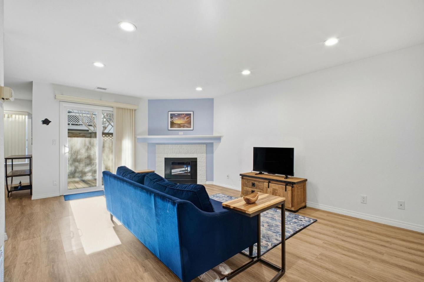 4619 Rothbury Common, Unit 60 Fremont, CA 94536 - Photo 8 of 30 Gallery Image 8