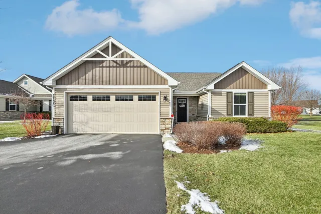 $394,900 | 2785 Gains Court, Yorkville, IL 60560