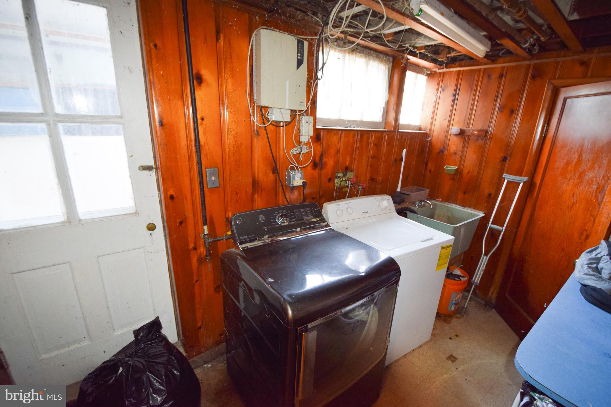 2422 Keyway Dundalk, MD 21222 - Photo 13 of 15 Laundry