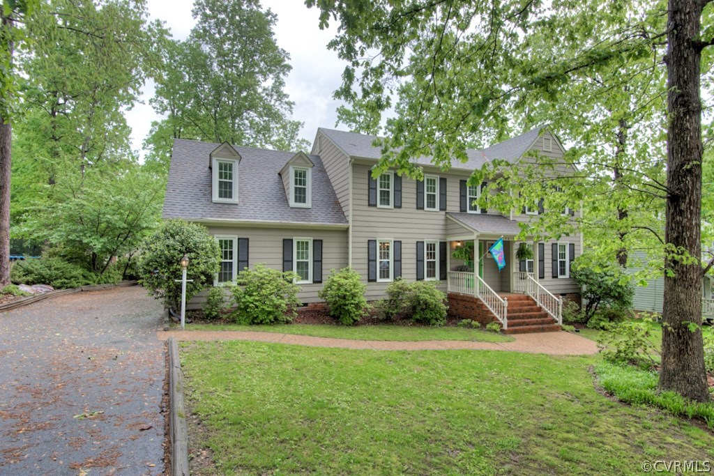 A beautiful home located on a quiet street in Quee