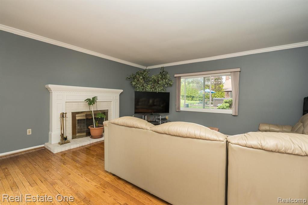 1401 Lomas Verdes Rochester Hills, MI 48306 - Photo 18 of 42