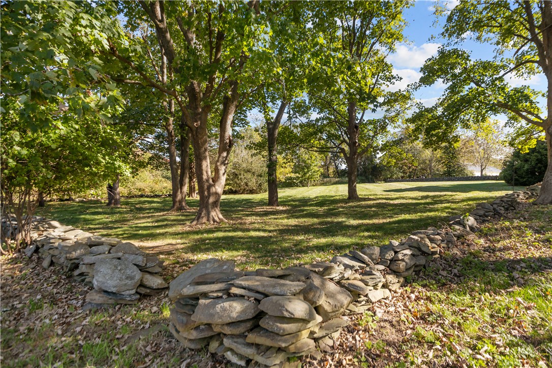 184 Glen Road Portsmouth, RI 02871 - Photo 19 of 37 Gallery Image 19