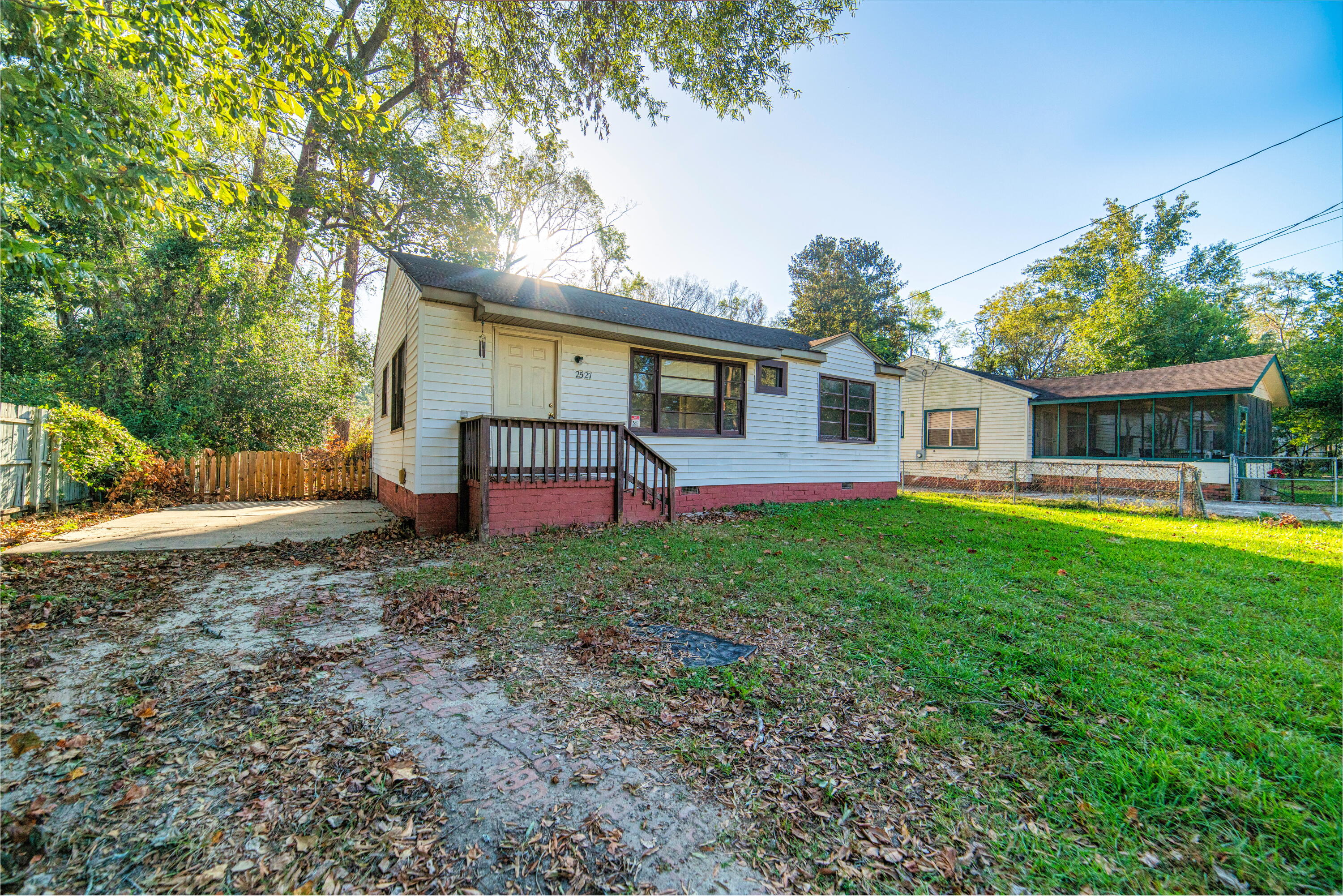2527 Rhodes Drive Augusta, GA 30906 - Photo 2 of 15 002-original-photo
