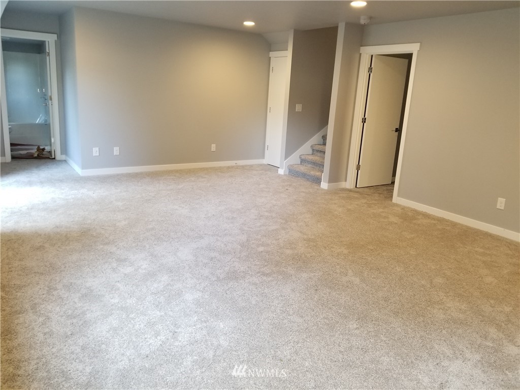 11432 Southeast 186th Place Renton, WA 98055 - Photo 15 of 19