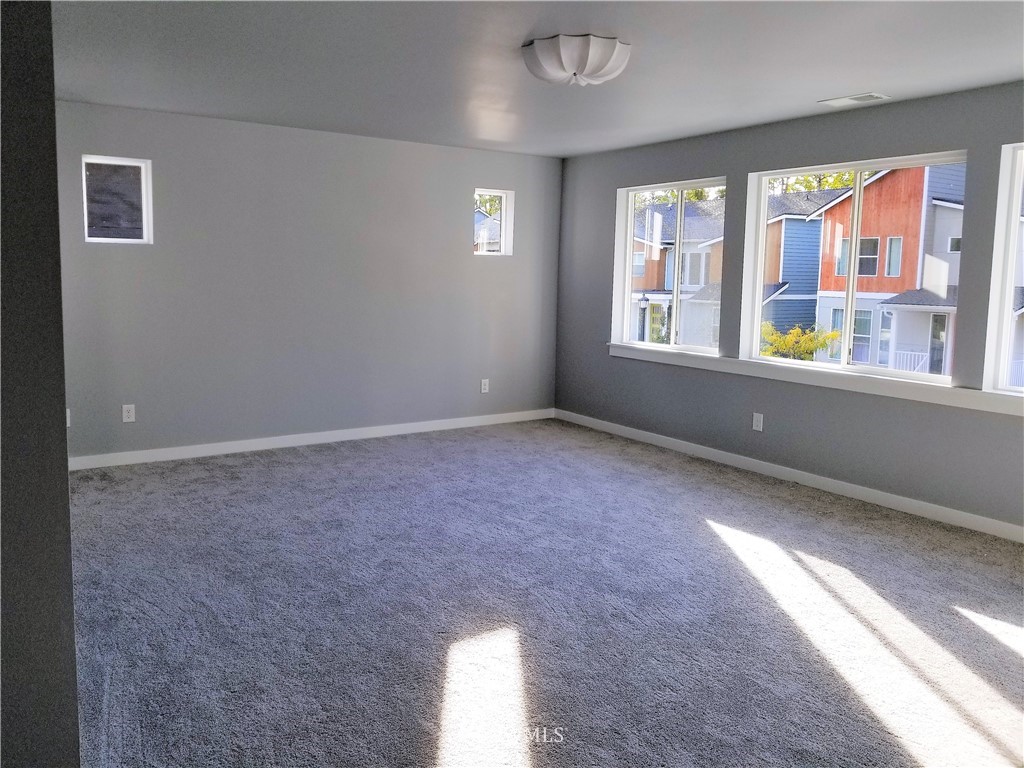 11432 Southeast 186th Place Renton, WA 98055 - Photo 8 of 19