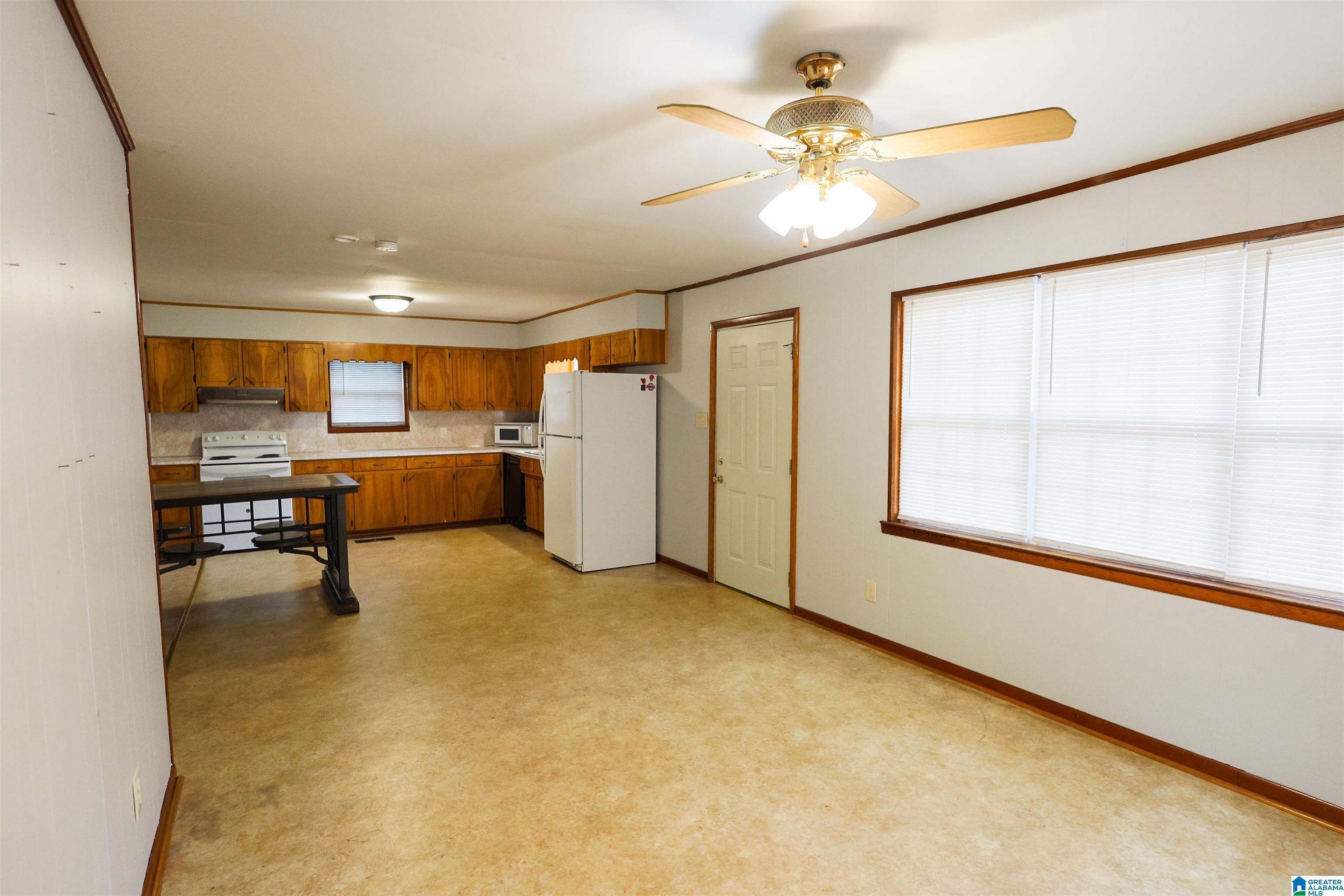 9584 Burney Camp Road Bessemer, AL 35023 - Photo 10 of 28