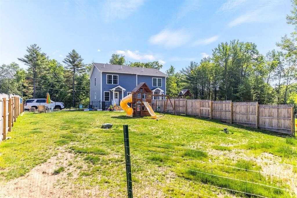 79 King Road Chichester, NH 03258 - Photo 5 of 13