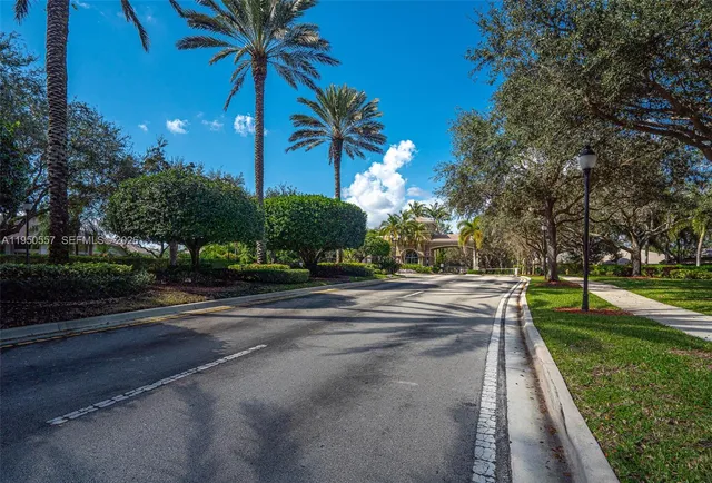 $1,049,000 | 5923 Northwest 54th Circle, Coral Springs, FL 33067