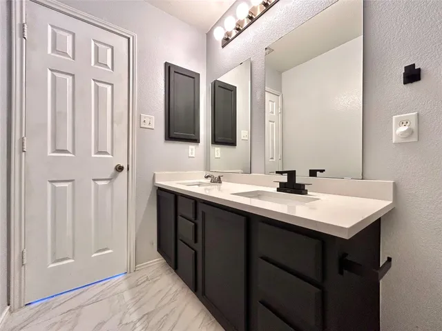 $1,745 | 2011 Ashberry Trail, Georgetown, TX 78626