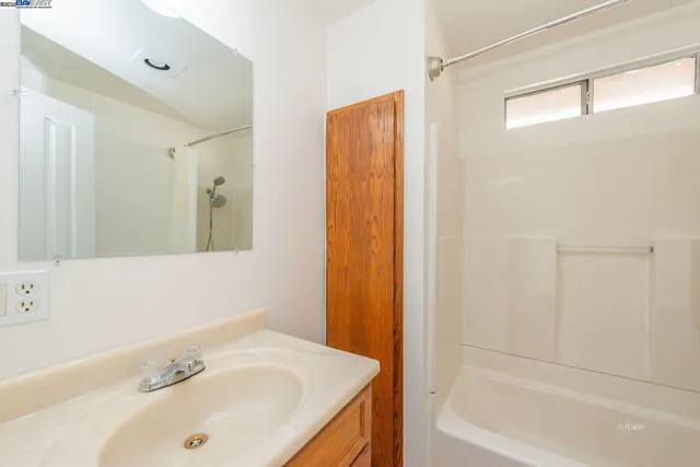 $350,000 | 310 Barbara Avenue, Weaverville, CA 96093