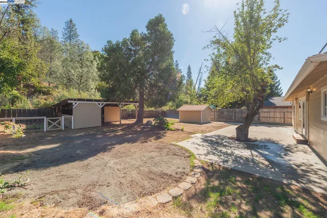 $350,000 | 310 Barbara Avenue, Weaverville, CA 96093