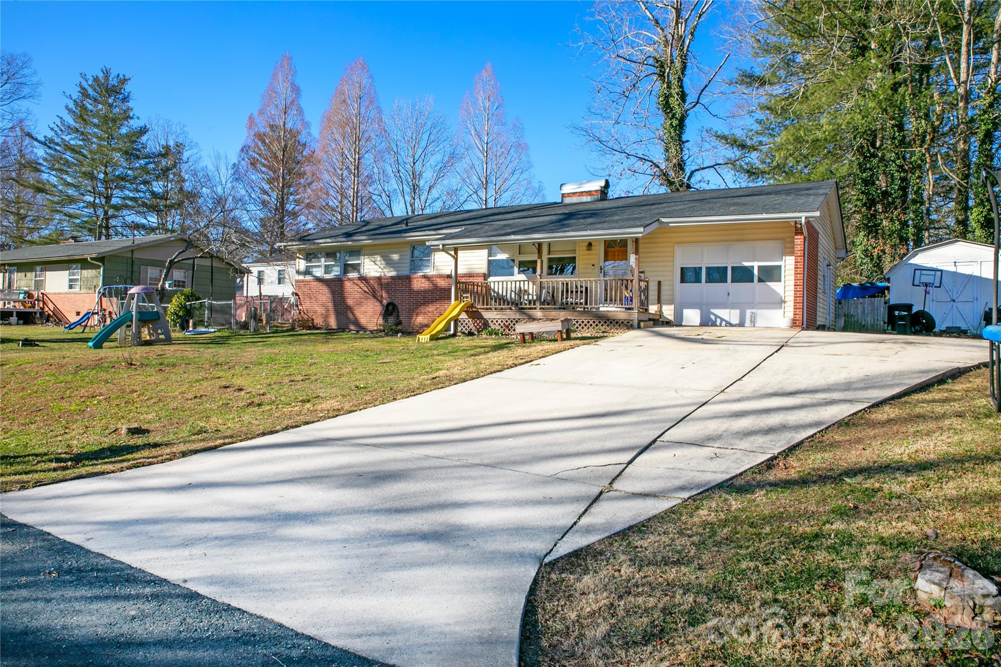 5 White Oak Road Arden, NC 28704 - Photo 4 of 32