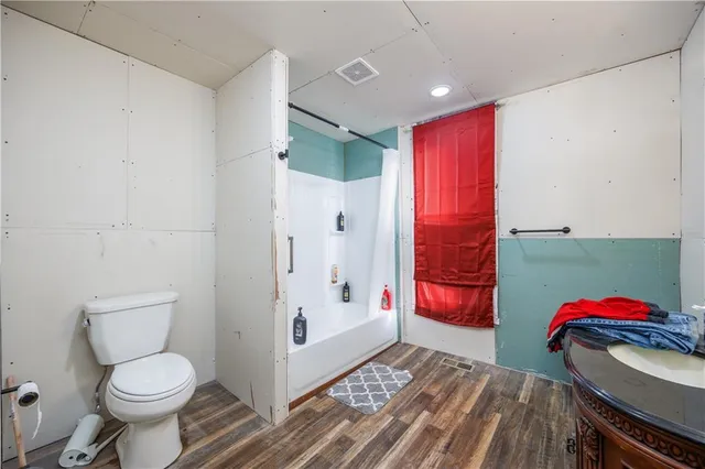 $28,000 | 710 Iowa Street, Neodesha, KS 66757