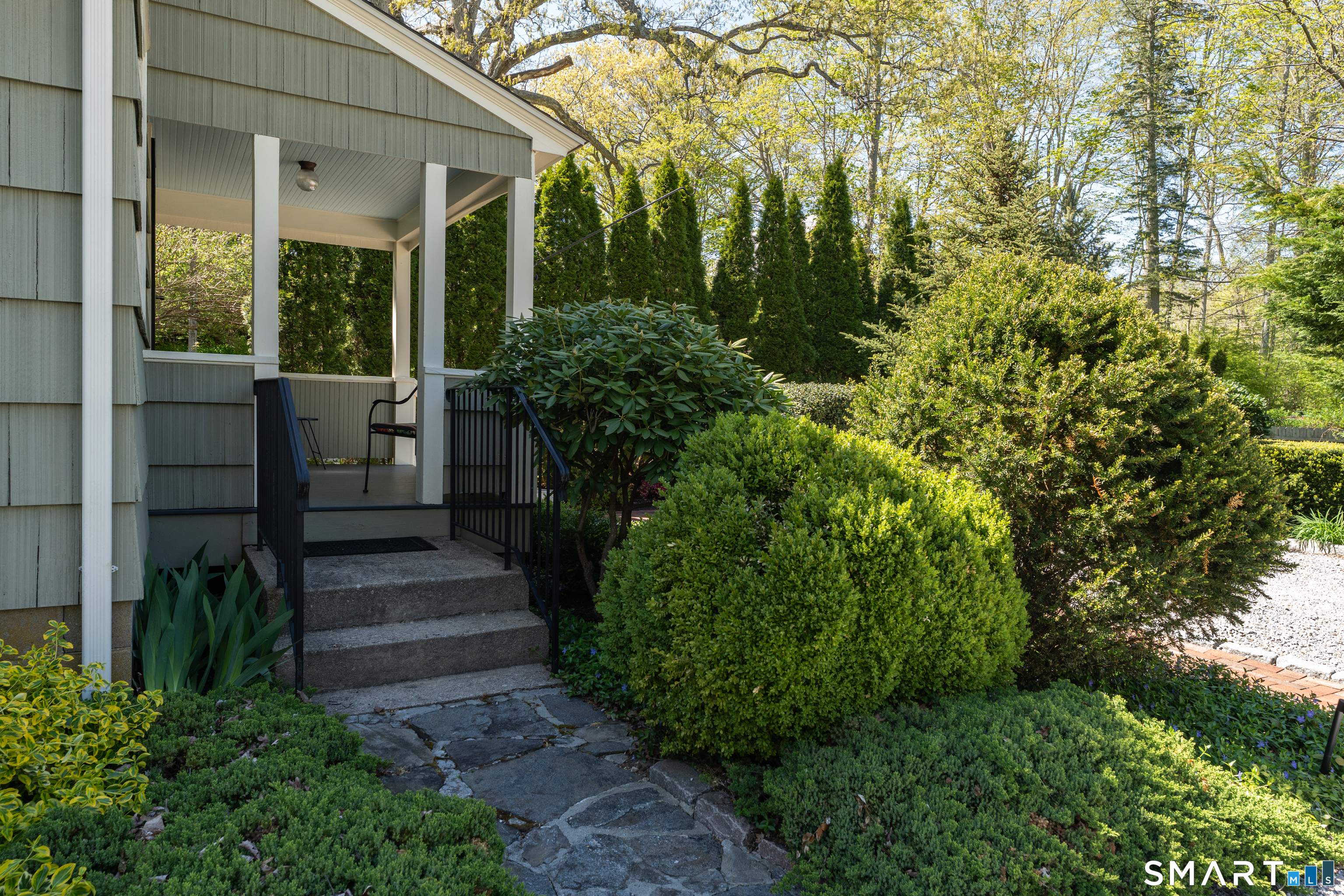 81 Main Street Chester, CT 06412 - Photo 27 of 39