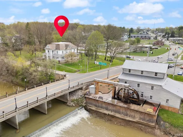 $785,000 | 410 East Riverside Drive, Jasper, IN 47546