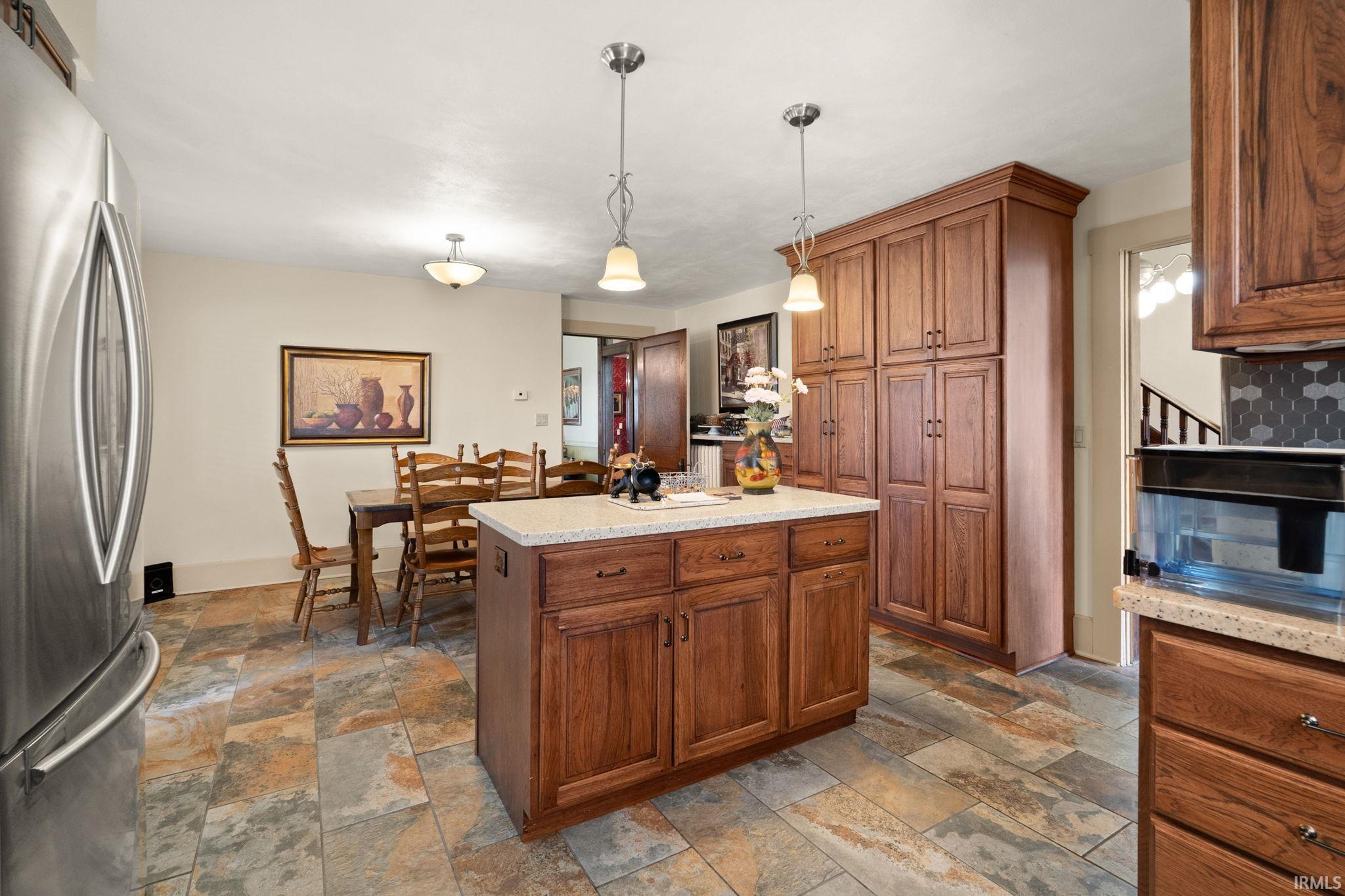 410 East Riverside Drive Jasper, IN 47546 - Photo 23 of 36