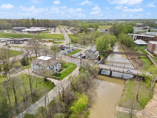 $785,000 | 410 East Riverside Drive, Jasper, IN 47546