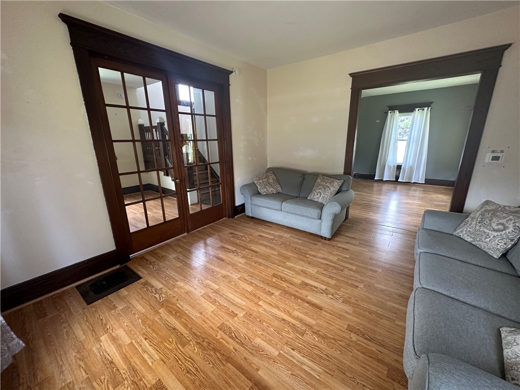 349 Clark Street Auburn, NY 13021 - Photo 9 of 25