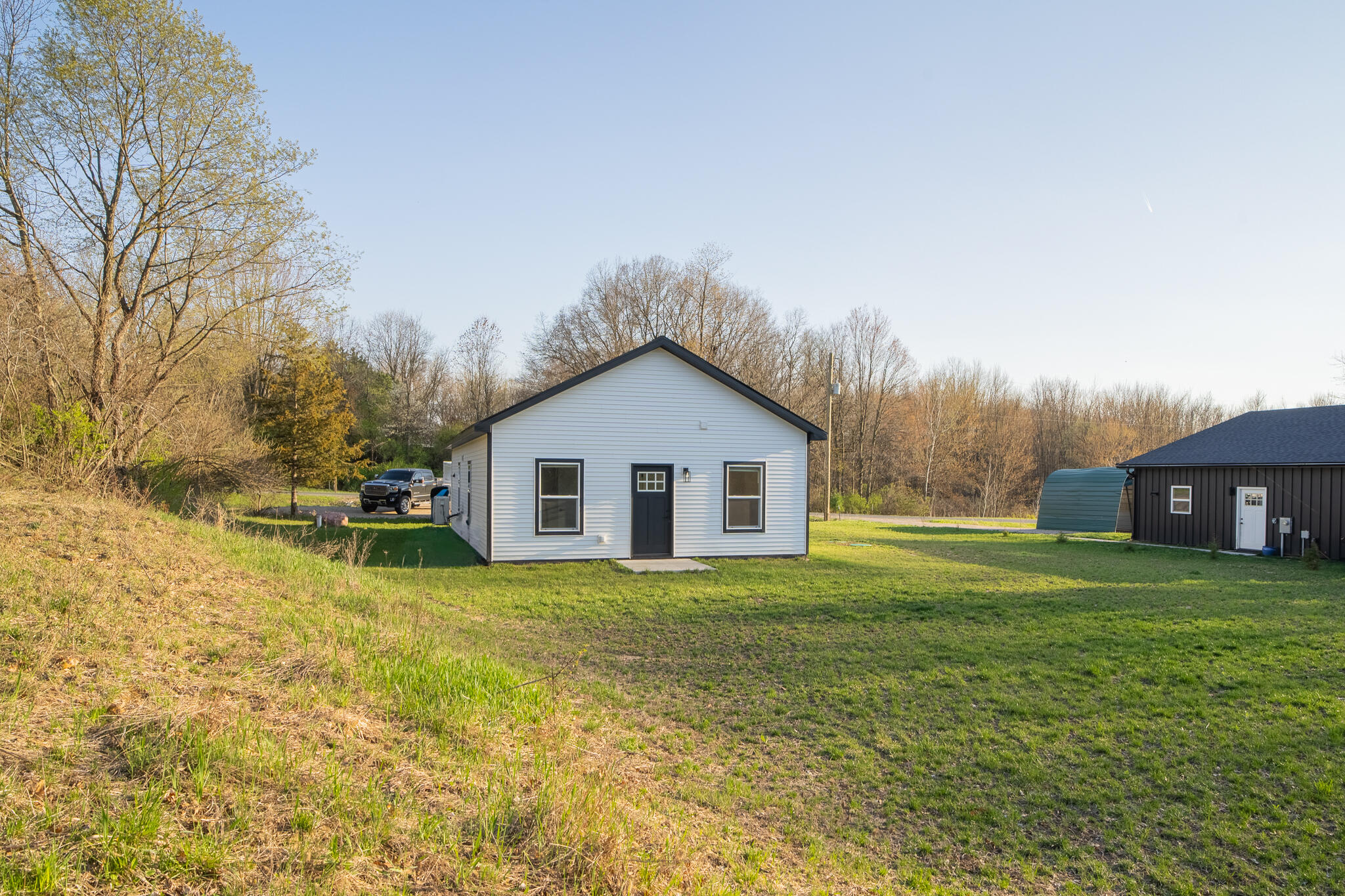 2084 West Fenwick Road Fenwick, MI 48834 - Photo 36 of 38 PineRiverMedia-25