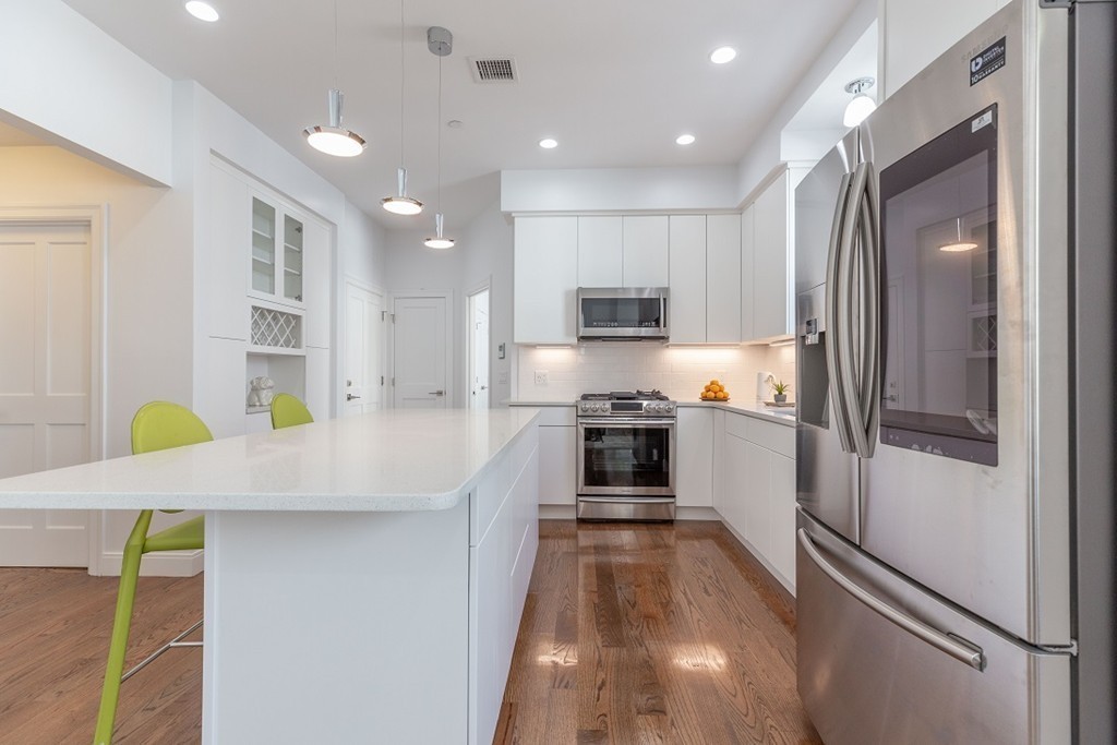 99 Everett Street, Unit 2A Boston, MA 02128 - Photo 3 of 14