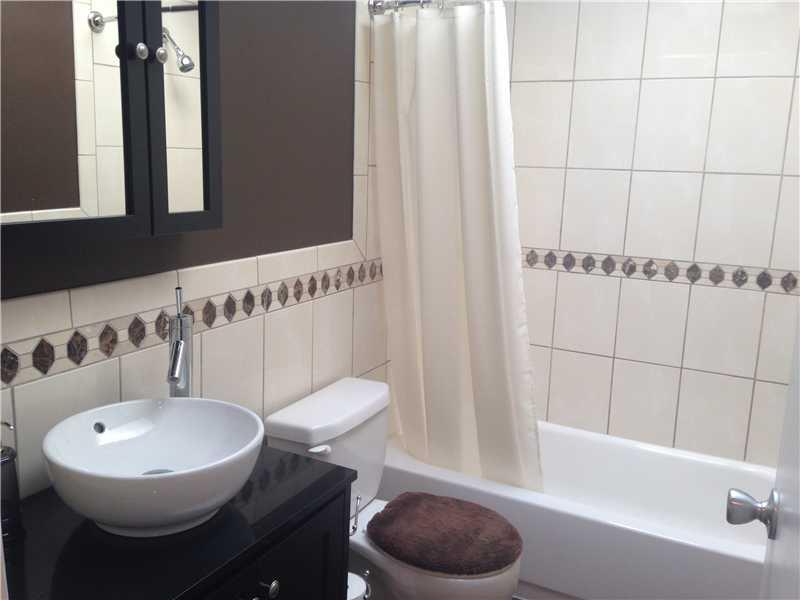 221 Shafer Road Coraopolis, PA 15108 - Photo 14 of 25 Full Bath.