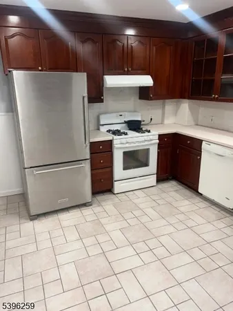 $3,200 | 114 Ely Street, Elizabeth, NJ 07202